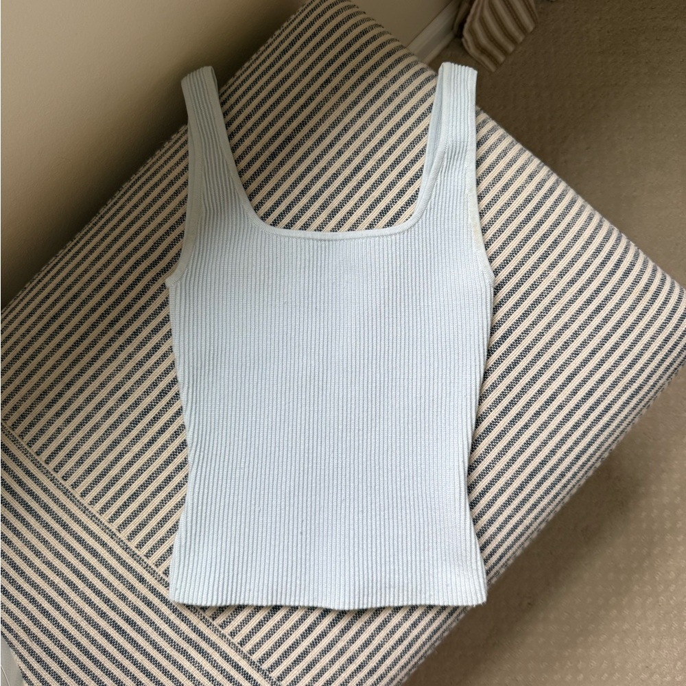 Aritzia Sculpt Knit tank